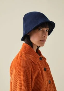 Bell Shaped Cashmere Hat | Navy -Falke Store AHATW14 4