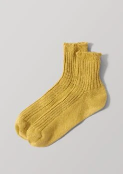 Nishiguchi Kutsushita Linen Socks | Yellow