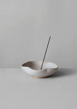 Rebecca Proctor Scalloped Incense Holder | Chalk -Falke Store HCETW19 02
