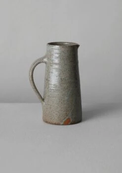 Bert Jones Straight Jug | Speckled Grey