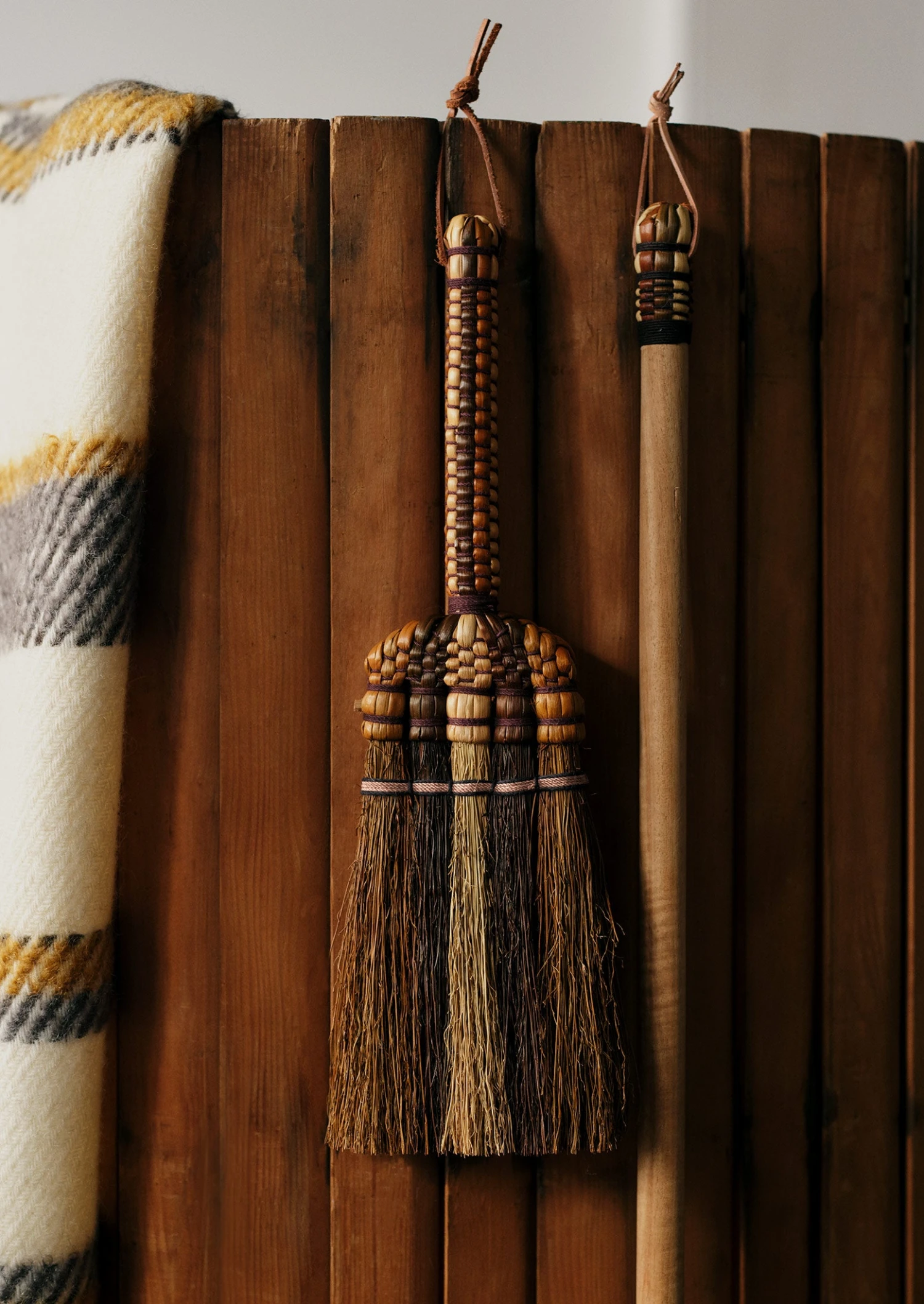 Sorghum Stripe Short Handled Brush | Cocoa 4 Sorghum Stripe Short Handled Brush | Cocoa - Image 2