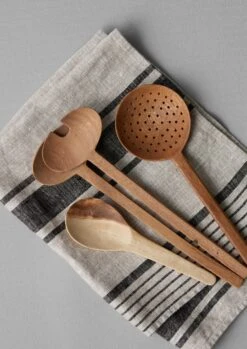 Acacia Wood Serving Spoon | Natural Wood -Falke Store HKIUS04 2