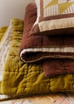 Hand Stitched Organic Velvet Quilt | Pomelo -Falke Store HTQTW14 6