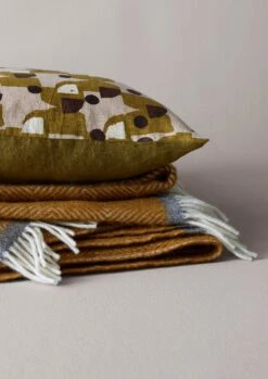 Diamond Wool Blanket | Caramel/Charcoal -Falke Store HTQTW19 6