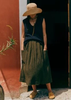 V-Neck Linen Cotton Knitted Tank | Dark Navy 14 V-Neck Linen Cotton Knitted Tank | Dark Navy -Falke Store LLTUS04 9