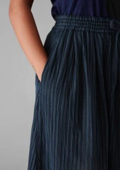 Crinkle Cotton Stripe Skirt | Navy -Falke Store LSKUS04 3