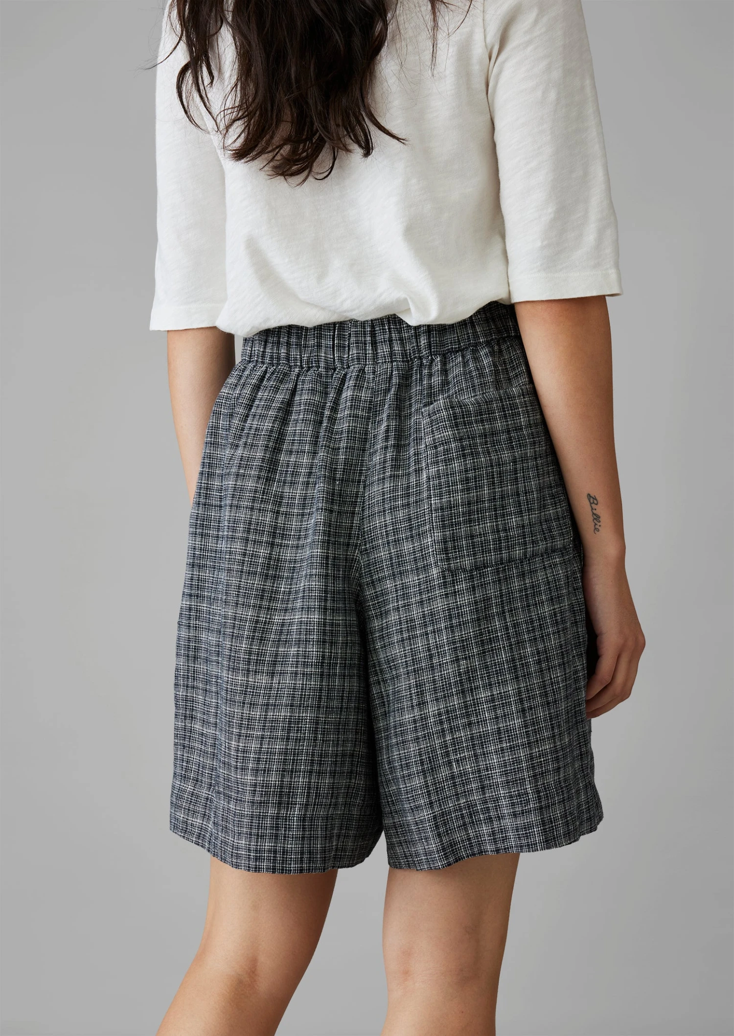 Asawa Check Linen Shorts | Charcoal 5 Asawa Check Linen Shorts | Charcoal - Image 3
