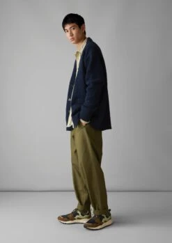 V-Neck Donegal Wool Cardigan | Navy -Falke Store MKNUS13 10