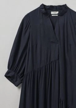 Tiered Crinkle Twill Dress | Midnight -Falke Store WDRTW19 13