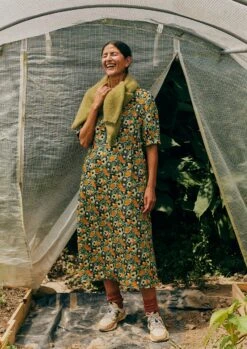 Trailing Nasturtium Print Dress | Garden Green -Falke Store WDRUS55 1