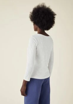 Garment Dyed Boat Neck Tee | Chalk 9 Garment Dyed Boat Neck Tee | Chalk -Falke Store WJETS03 3