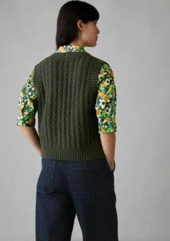 Textured Knitted Waistcoat | Darkest Olive -Falke Store WKNUS03 3