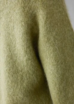 Lofty Alpaca Blend Sweater | Pea Shoot -Falke Store WKNUS08 9