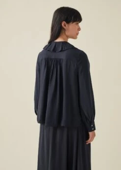 Ruffle Collar Crinkle Twill Shirt | Midnight -Falke Store WWTTW20 9