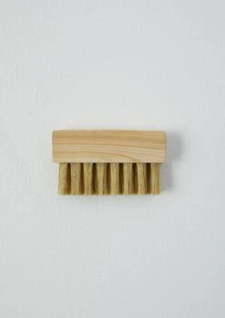 Geoffrey Fisher Nail Brush | Natural