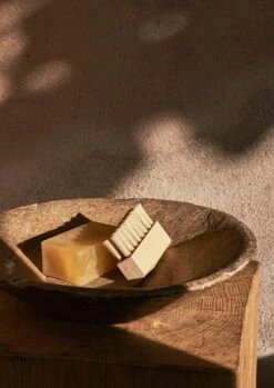 Geoffrey Fisher Nail Brush | Natural -Falke Store geoffrey fisher nail brush cf7af2f2 26b4 49c0 97ab d5c9eefab08f