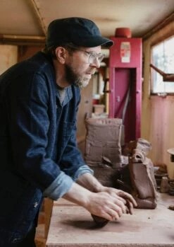 Willow Pottery Salad Bowl | Terracotta/Ecru -Falke Store thumbnail willow pottery a49c3cf0 32f0 4052 b192 6b2d85101402